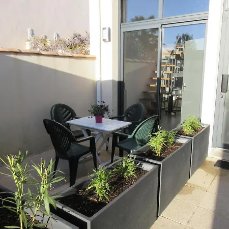 Maisonnette Avec Terrasse Et Parking Châtelaillon-Plage