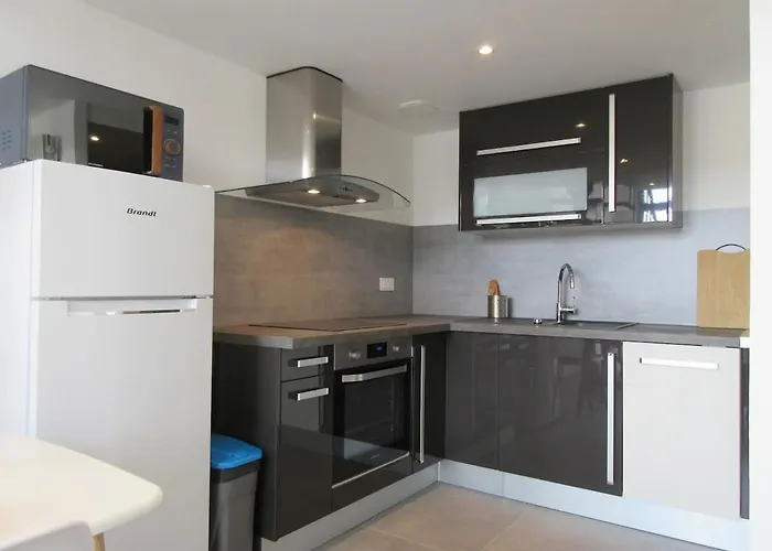 Maisonnette Avec Terrasse Et Parking Дом отдыха Шатлайон-Плаж