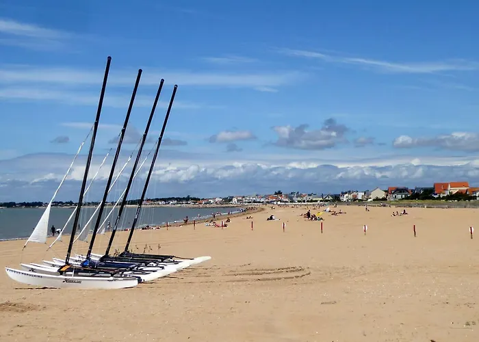 Maisonnette Avec Terrasse Et Parking Дом отдыха Шатлайон-Плаж